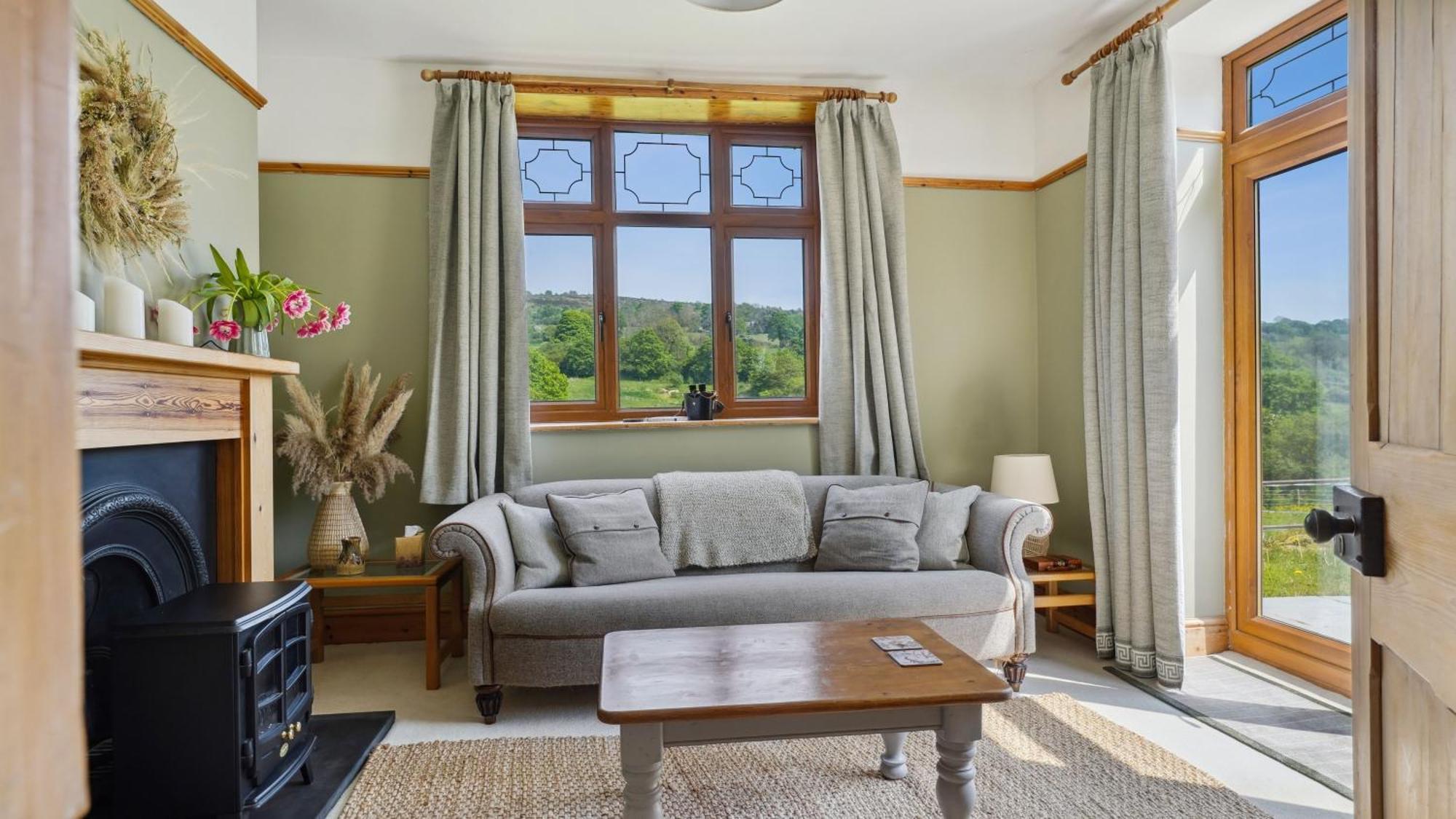 Tranquil Countryside Cottage For Two Рексем Экстерьер фото